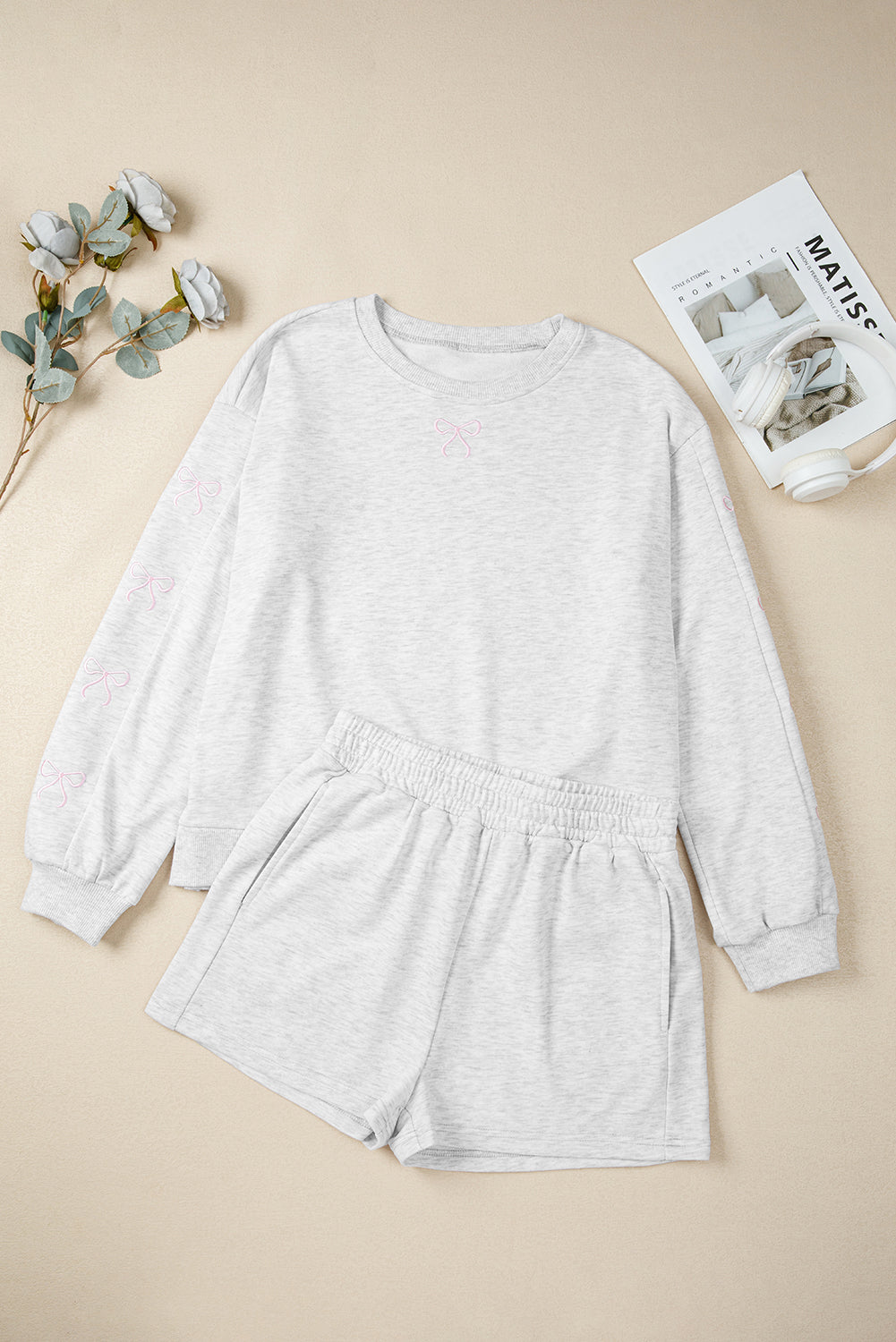 Women Light Grey Girly Bow Embroidered Pullover 2pcs Short Set